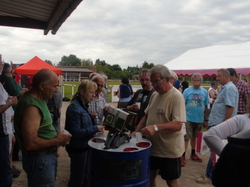  <a style='color: #fff;' href='/uploaded/photo/19eme-rencontre-berry-deuche-577ad29810242.jpg'>(Télécharger)</a>