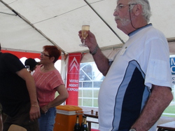  <a style='color: #fff;' href='/uploaded/photo/19eme-rencontre-berry-deuche-577ad29cbe605.jpg'>(Télécharger)</a>