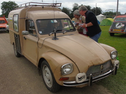  <a style='color: #fff;' href='/uploaded/photo/19eme-rencontre-berry-deuche-577ad2c6138d9.jpg'>(Télécharger)</a>