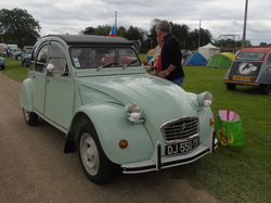  <a style='color: #fff;' href='/uploaded/photo/19eme-rencontre-berry-deuche-577ad2c90bb65.jpg'>(Télécharger)</a>