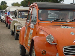  <a style='color: #fff;' href='/uploaded/photo/19eme-rencontre-berry-deuche-577ad2c9e06e2.jpg'>(Télécharger)</a>