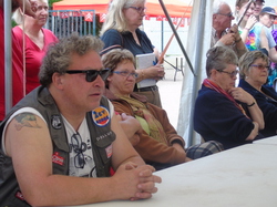  <a style='color: #fff;' href='/uploaded/photo/19eme-rencontre-berry-deuche-577ad3b8b27aa.jpg'>(Télécharger)</a>