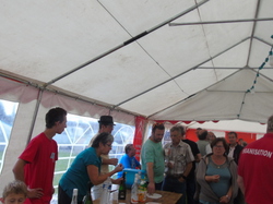  <a style='color: #fff;' href='/uploaded/photo/19eme-rencontre-berry-deuche-577ad3c716f1c.jpg'>(Télécharger)</a>