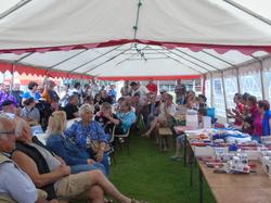  <a style='color: #fff;' href='/uploaded/photo/19eme-rencontre-berry-deuche-577ad3e87a4ba.jpg'>(Télécharger)</a>