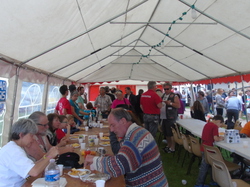  <a style='color: #fff;' href='/uploaded/photo/19eme-rencontre-berry-deuche-577ad3f3aa129.jpg'>(Télécharger)</a>