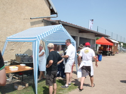  <a style='color: #fff;' href='/uploaded/photo/20-ans-berry-deuche-559d62be4c852.jpg'>(Télécharger)</a>