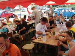  <a style='color: #fff;' href='/uploaded/photo/20-ans-berry-deuche-559d62cb48a11.jpg'>(Télécharger)</a>