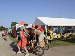  <a style='color: #fff;' href='/uploaded/photo/21eme-concentration-berry-deuche-5b43c46c7b30e.jpg'>(Télécharger)</a>