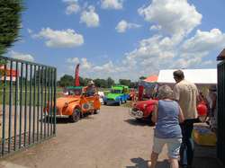  <a style='color: #fff;' href='/uploaded/photo/21eme-concentration-berry-deuche-5b43c5aac1d1d.jpg'>(Télécharger)</a>