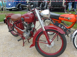  <a style='color: #fff;' href='/uploaded/photo/chromes-et-pistons-575dd2bfaa806.jpg'>(Télécharger)</a>