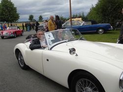  <a style='color: #fff;' href='/uploaded/photo/chromes-et-pistons-575dd2d49dc47.jpg'>(Télécharger)</a>