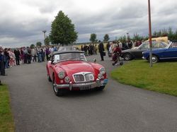  <a style='color: #fff;' href='/uploaded/photo/chromes-et-pistons-575dd2dc2f108.jpg'>(Télécharger)</a>