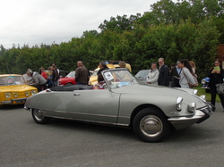  <a style='color: #fff;' href='/uploaded/photo/chromes-et-pistons-575dd31103d05.jpg'>(Télécharger)</a>