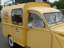  <a style='color: #fff;' href='/uploaded/photo/chromes-et-pistons-575dd3184f01d.jpg'>(Télécharger)</a>