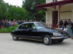  <a style='color: #fff;' href='/uploaded/photo/chromes-et-pistons-575dd33f9be07.jpg'>(Télécharger)</a>