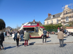  <a style='color: #fff;' href='/uploaded/photo/fete-de-la-nationale-7-571154b1151d2.jpg'>(Télécharger)</a>