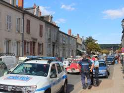  <a style='color: #fff;' href='/uploaded/photo/foires-d-orval-5bc39dc16e483.jpg'>(Télécharger)</a>