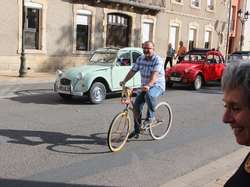  <a style='color: #fff;' href='/uploaded/photo/foires-d-orval-5bc39dee2955c.jpg'>(Télécharger)</a>