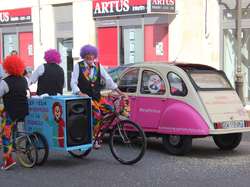  <a style='color: #fff;' href='/uploaded/photo/foires-d-orval-5bc39dee4196a.jpg'>(Télécharger)</a>