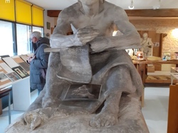  <a style='color: #fff;' href='/uploaded/photo/repas-fin-d-annee-2021-61a62e53f1ffe.jpg'>(Télécharger)</a>