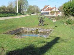  <a style='color: #fff;' href='/uploaded/photo/sortie-de-printemps-2015-5534e128e6010.jpg'>(Télécharger)</a>