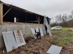  <a style='color: #fff;' href='/uploaded/photo/travaux-au-local-25-02-2023-63fa440b05d05.jpg'>(Télécharger)</a>